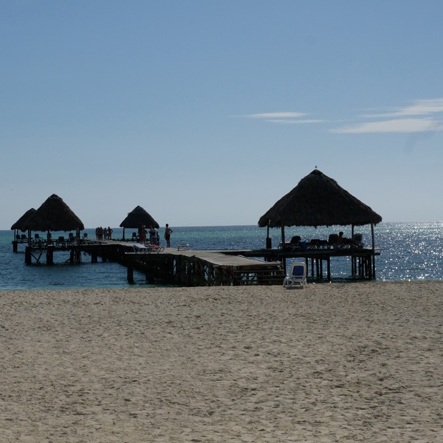 badbroen ved stranden