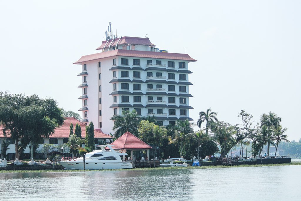 vivanta i kochi overnatning