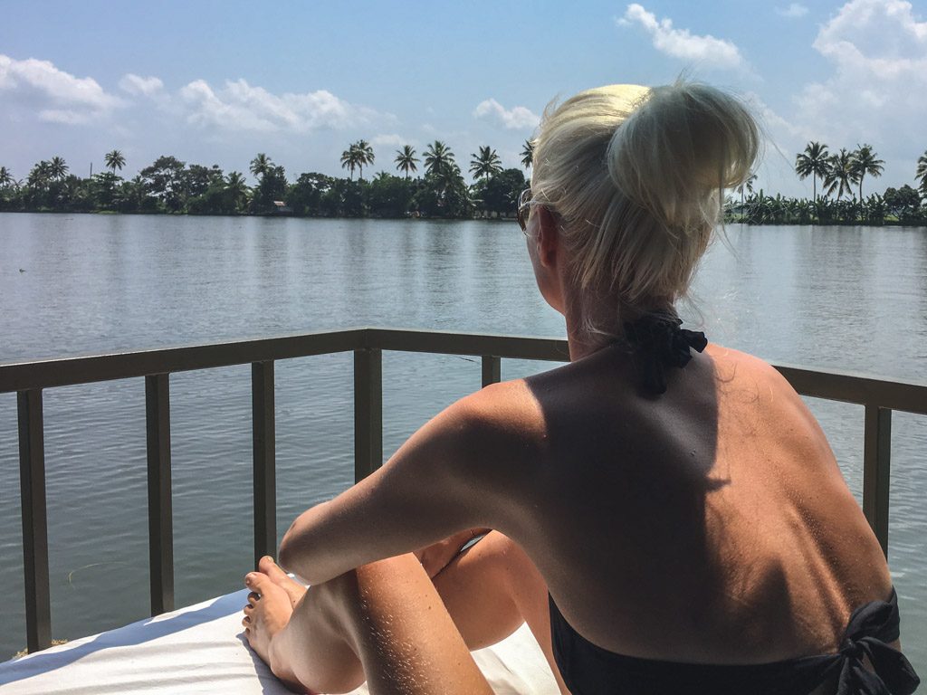 udsigten nydes ved backwaters i alleppey