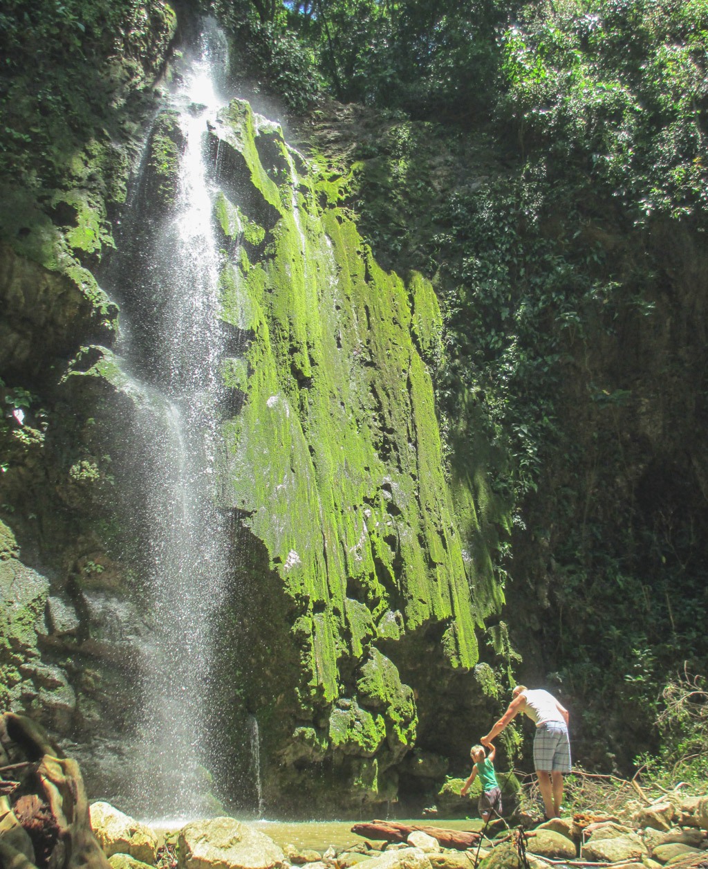 skønne vandfald på costa rica