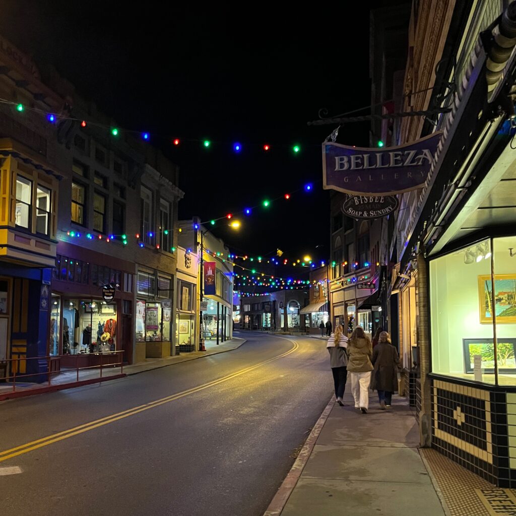 Bisbee by night