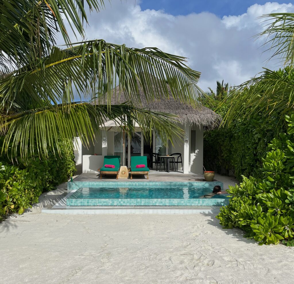 Sun Siyam Beach Villa fra stranden