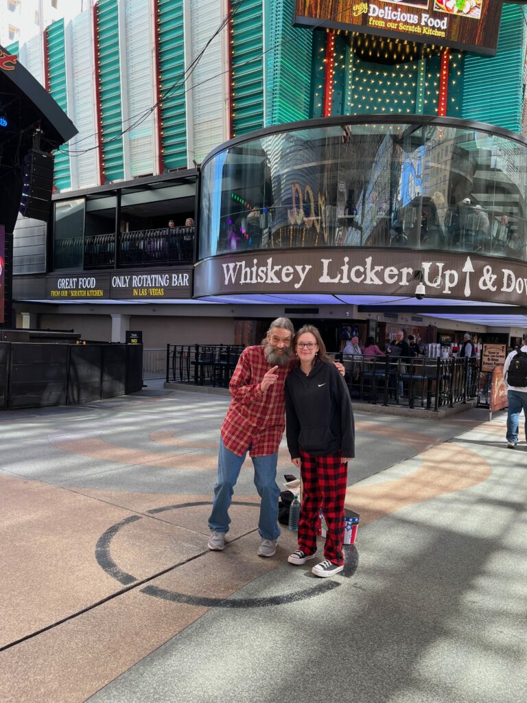 Dansende bedstefædre på Fremont Street